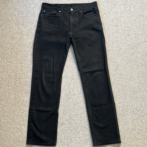 Great condition- Levi's 514 Men's Size 33x32 Black Denim Straight Fit Jeans - Picture 3 of 11